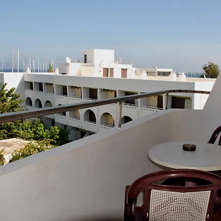 Yiorgos Hotel 2*
